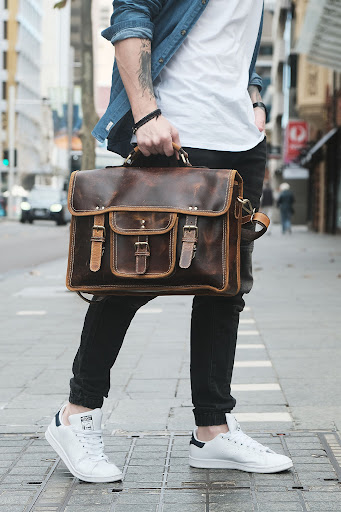 Niche Leather - Thumbnail