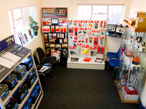 A & P Electronics - Visual
