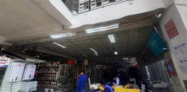 4196 Mega Ferretero Chimg - Ambato