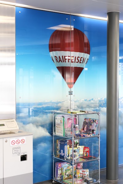 Photos of Raiffeisen Bank