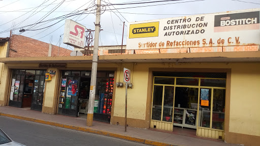 Surtidor de Refacciones
