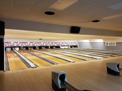 Play-Mor Lanes