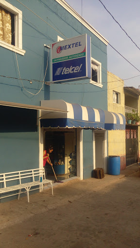 Abarrotes Telefonos Y Algo Mas
