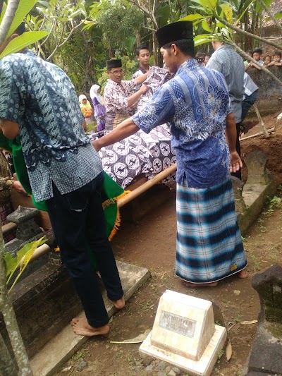 Photos of Makam Dusun Tegalrejo Sumbersari Moyudan