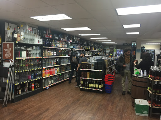 Hamilton Discount Wine & Liquor Gallery - United States