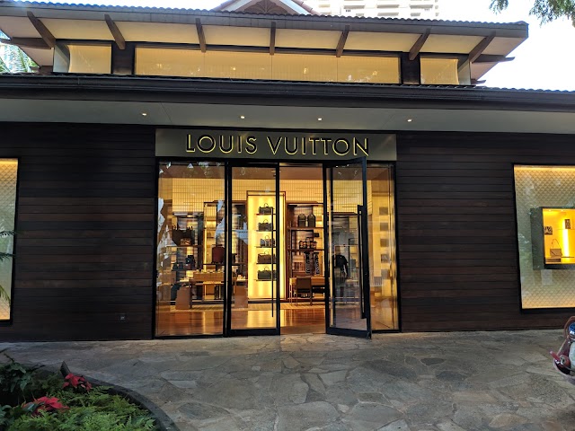 Mapstr - Shopping Louis Vuitton Honolulu Hilton Hawaiian Village 