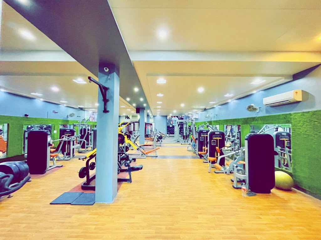 Fitness Garage Unisex Gym