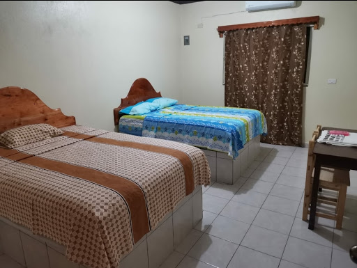 Hotel "Los Tulipanes" - Thumbnail