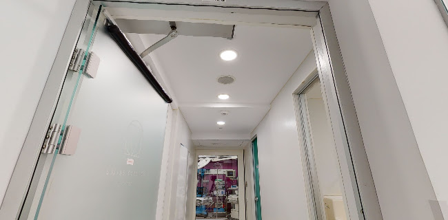 Opinii despre Swiss Clinics în București - Clinică de chirurgie plastică