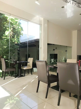 Hotel Contempo by null