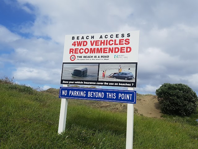 Ninety Mile Beach Rd