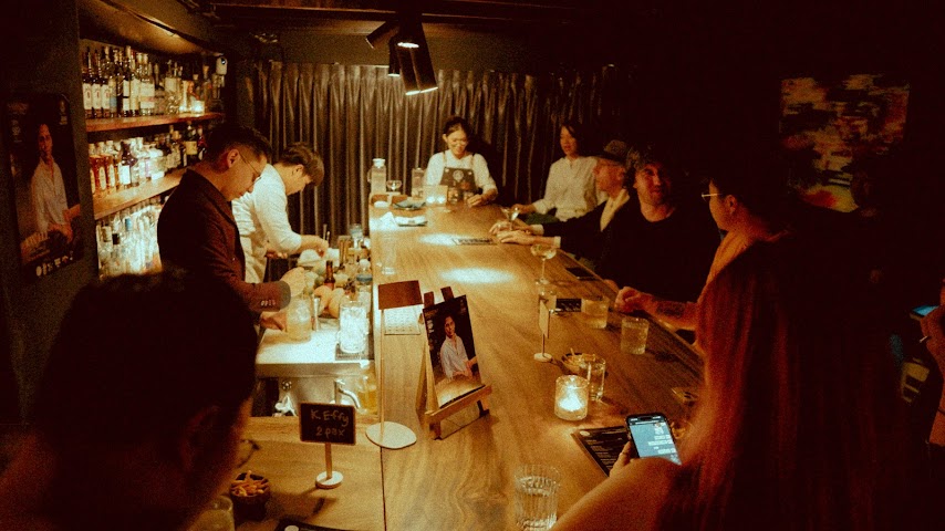 Gladwell Cocktail Bar by null