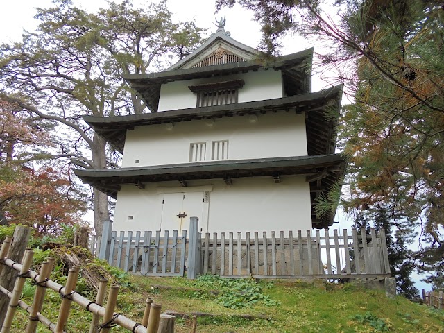 Hirosaki Castle