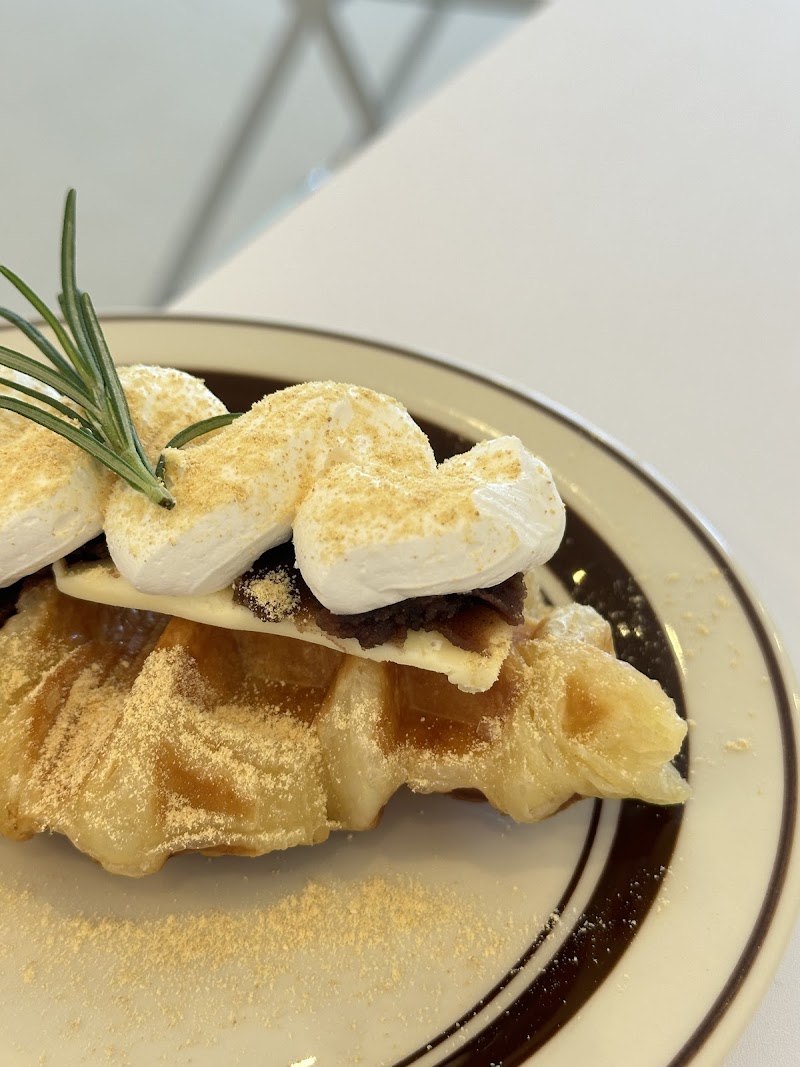 CRESCENT (クレセント)