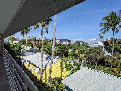Smuggler's Cove Beach Resort - Thumbnail