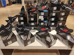 Photo n°3 de Destock basket 82 à Montauban (Magasin)