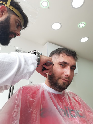 Comments and reviews of Canning town barber shop