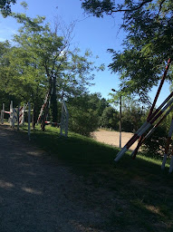 Photo n°10 de ECOLE D EQUITATION DE GENEBRIERES à Génébrières (Centre équestre)