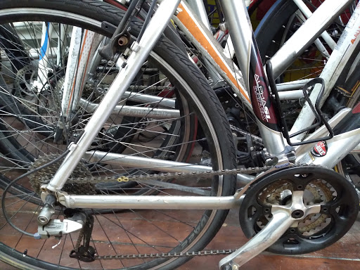 IZZY’S BIKE SHOP - Thumbnail