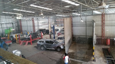 Photos of United Motors Workshop