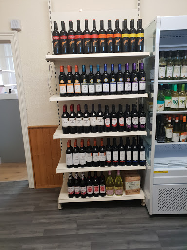Carters Convenience - Visual