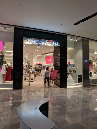 Forever New Chermside Logo