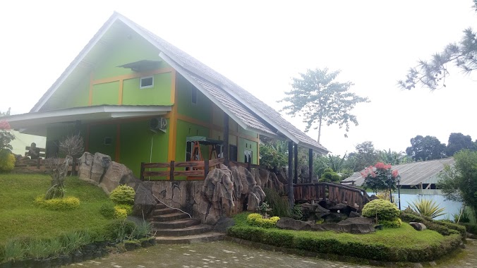 Villa HIJAU, Author: saiful basri