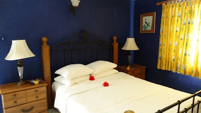 Photos of Bar-B-Barn Beach Hotel