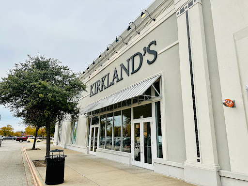 Kirkland's - Visual