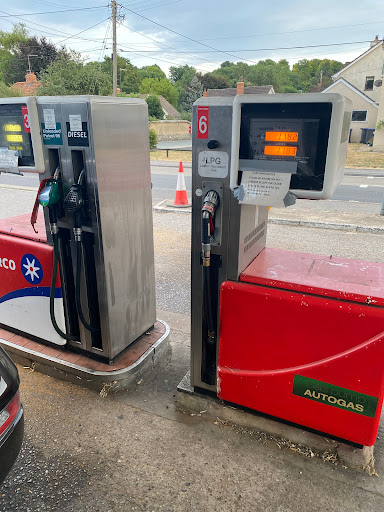 Murco (Stonehenge Filling Station) - Thumbnail
