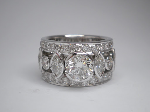 Craig Hilton Manufacturing Jeweller - Thumbnail