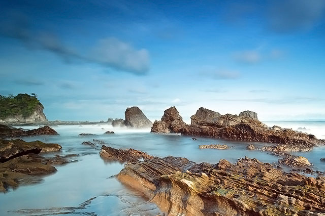 Pantai Sawarna