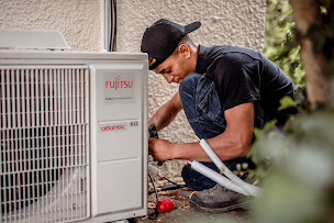 Photo n°1 de Services 3A à Le Born (Fournisseur de chauffe-eau solaires)