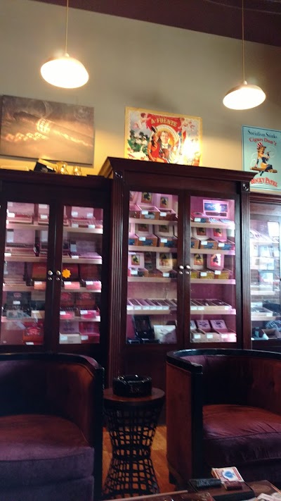Smoke Cigar Shop & Lounge