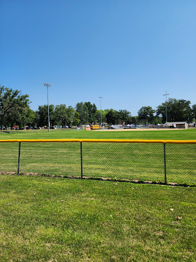 Field Park - Thumbnail