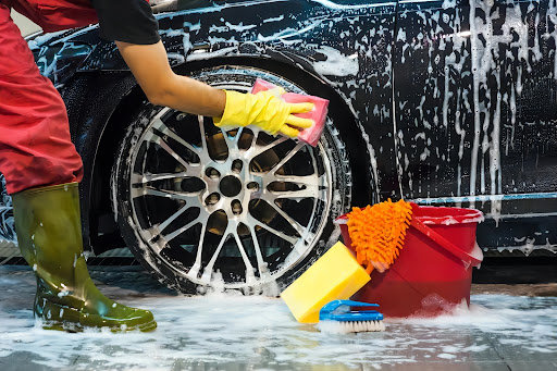 Mary Car washing - Thumbnail