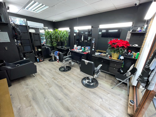 Bernie Blends Barbershop by null