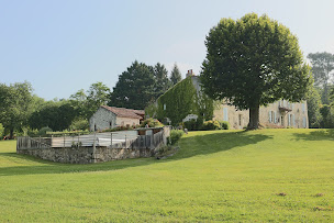 Photo n°2 de Domaine du Grué à Réaup-Lisse (Chambre d'hôtes)