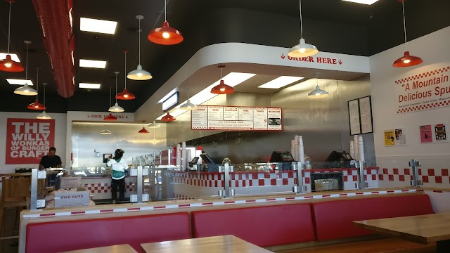 Five Guys Brighton Marina