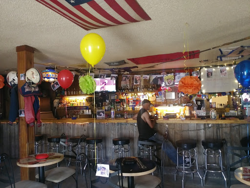 Ethel's OLD AIRPORT CLUB Gallery - United States