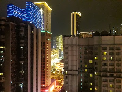 Photos of Beverly Plaza