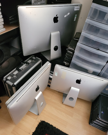 Laptop Hub - Thumbnail