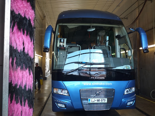 LEO Truck & Bus Wash - Thumbnail