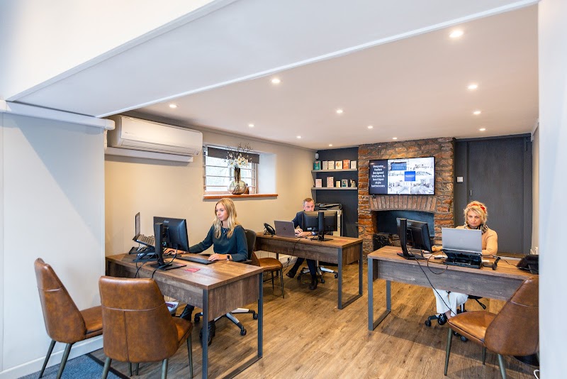 Alexander May Estate Agents photo 2