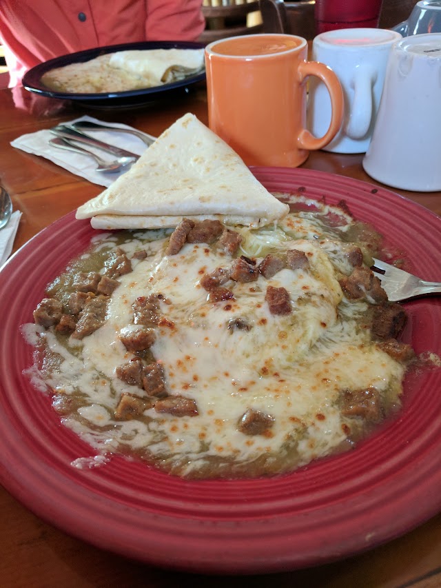 Nora's Fish Creek Inn