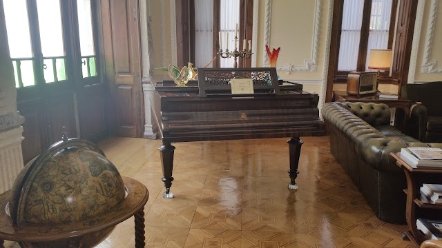 Palacete Chafariz D'El Rei