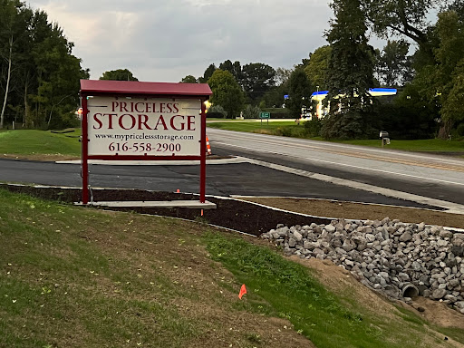 Priceless Storage - Visual