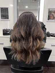 Photo n°10 de Nomad Coiffure Bois D'Arcy à Bois-d'Arcy (Salon de coiffure)