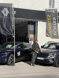 Photo n°10 de Garage Pulizzi David - Agent Renault & Dacia à Les Mées (Vendeur de voitures d'occasion)