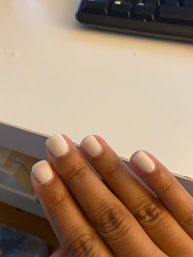 Columbus Nails on hastings - Thumbnail